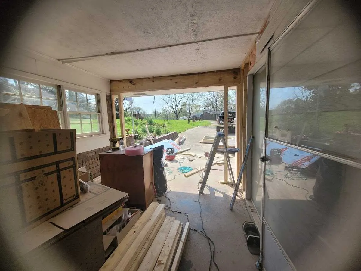 Air movers and dehumidifier for Drying & Dehumidification in Bull Mountain